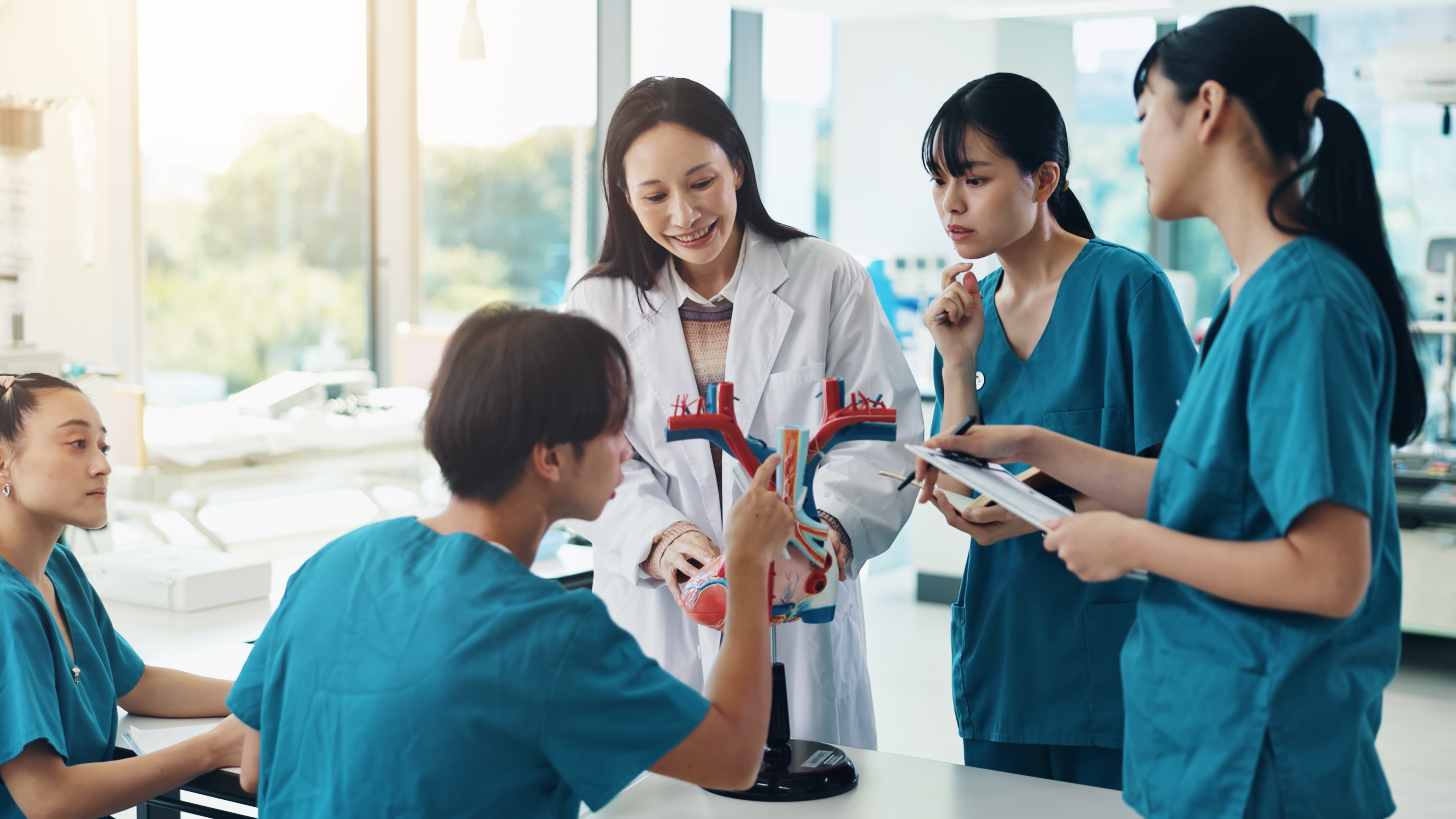 student nurses in discussion